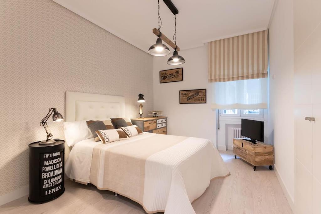 Apartamento Luxury Centro Bilbao Garaje Exteriör bild