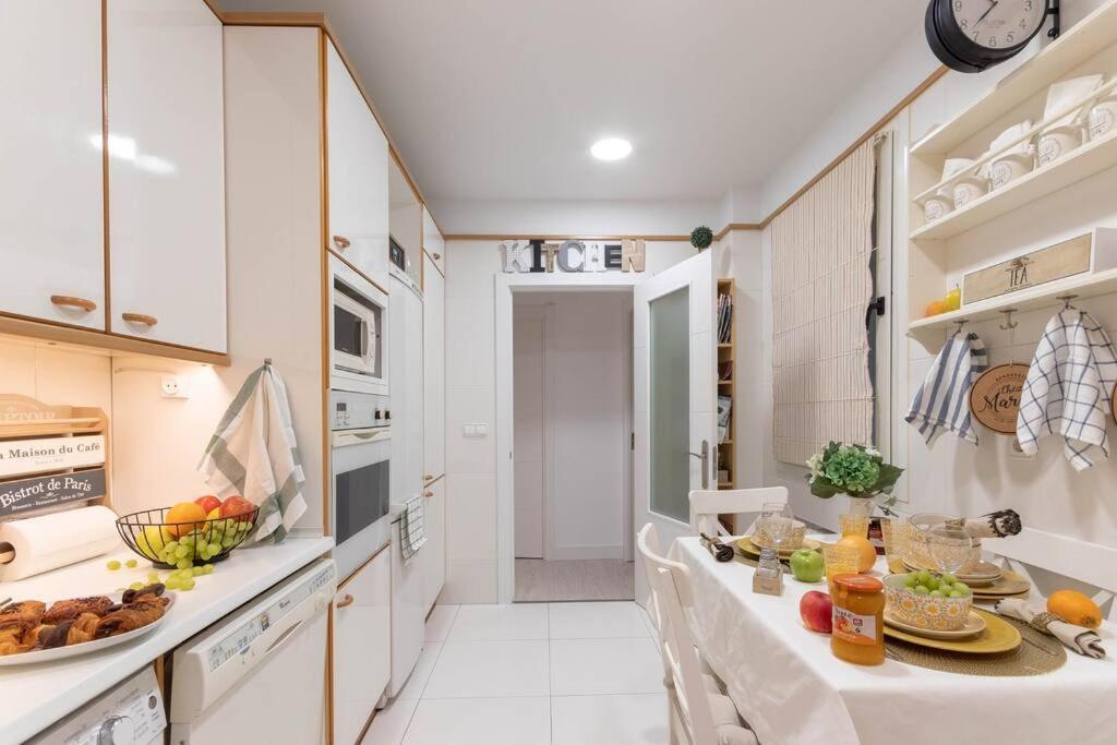 Apartamento Luxury Centro Bilbao Garaje Exteriör bild