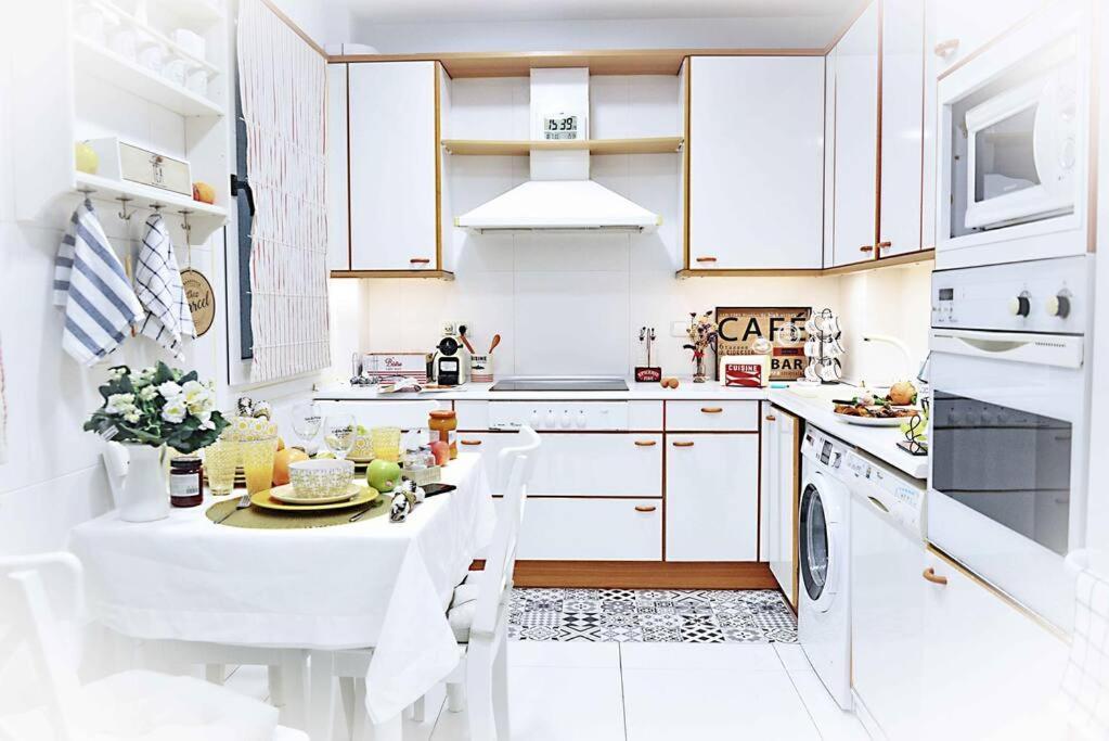 Apartamento Luxury Centro Bilbao Garaje Exteriör bild
